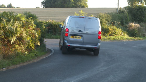 VAUXHALL VIVARO DIESEL 1.5 Turbo D 120 Prime H1 Van view 9